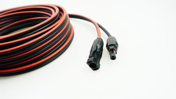Imperméabilisez 1 MC4 câble solaire hommes-femmes réglé, câble de panneau solaire de 1000VDC 12V